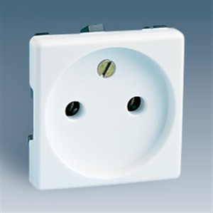 Simon 27 Розетка 2к б/з 2 мод, 10/16А 250V Белая 27431-35