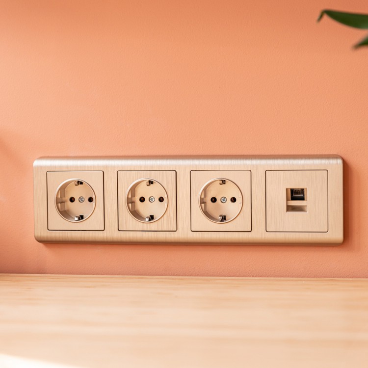 Werkel Розетка с/з Шампань рифленый W1171010 (WL10-SKG-01-IP20)