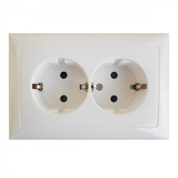 LK60 Розетка двойная прямая с з/к, со шторками Белая