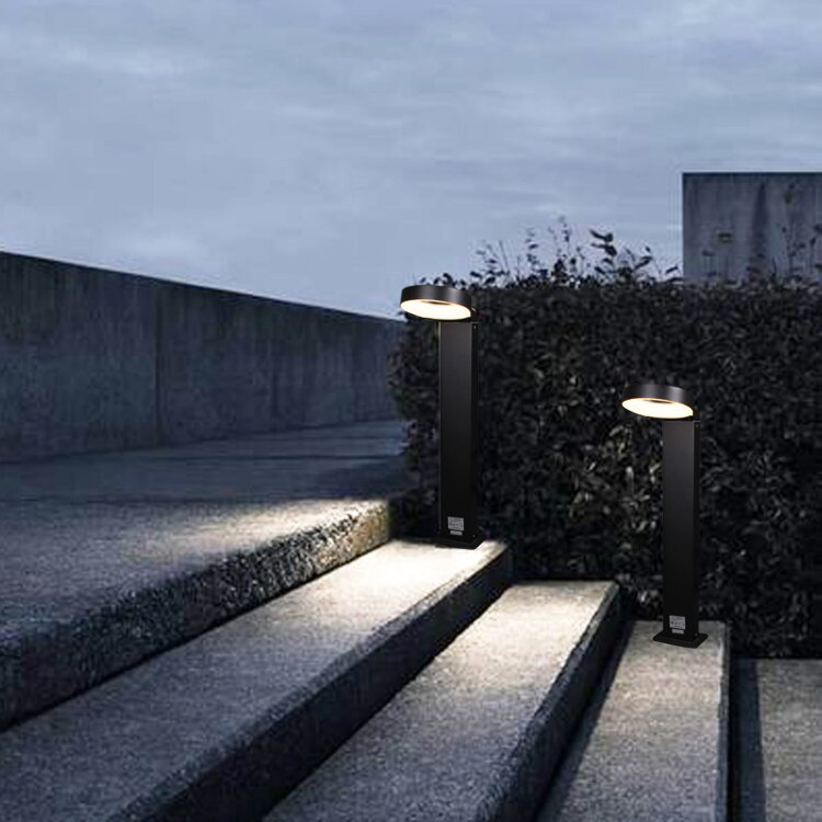 Фонарь SNEHA 09957-0.7-001U 0.6M LED18W BK