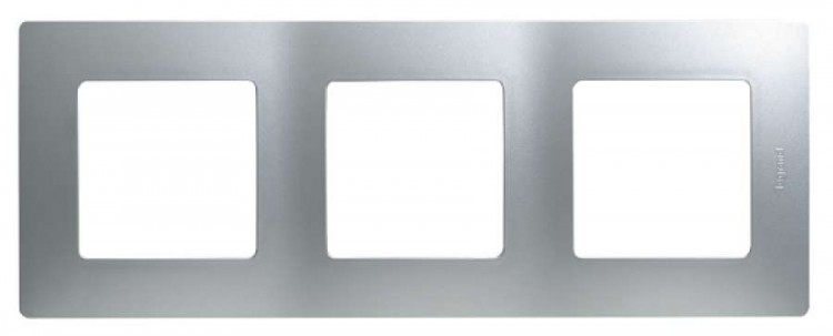 Legrand Etika Алюминий Рамка 3-местная 672553