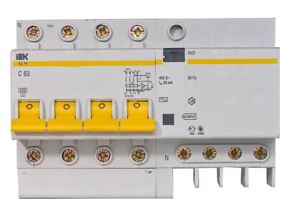 Выключатель автомат. дифференц. iEK АД14 4п 25А 30мА 4,5кА 230В
