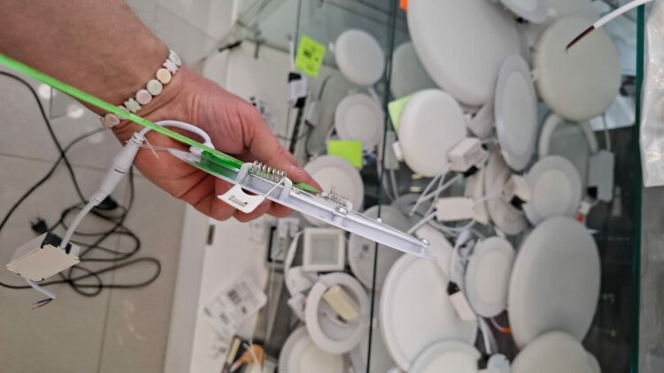 Светильник встраиваемый светодиодный Feron AL500 15W  4000K, 1050Lm, белый