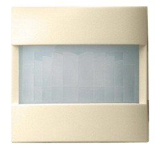 Gira S-55 Накладка датчика движения Komfort 1,1 Крем глянец G66101